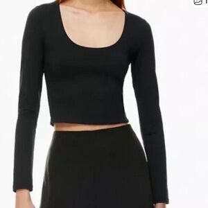 Aritzia Babaton Black Long Sleeve Crop Top, Size Small, Thicker material